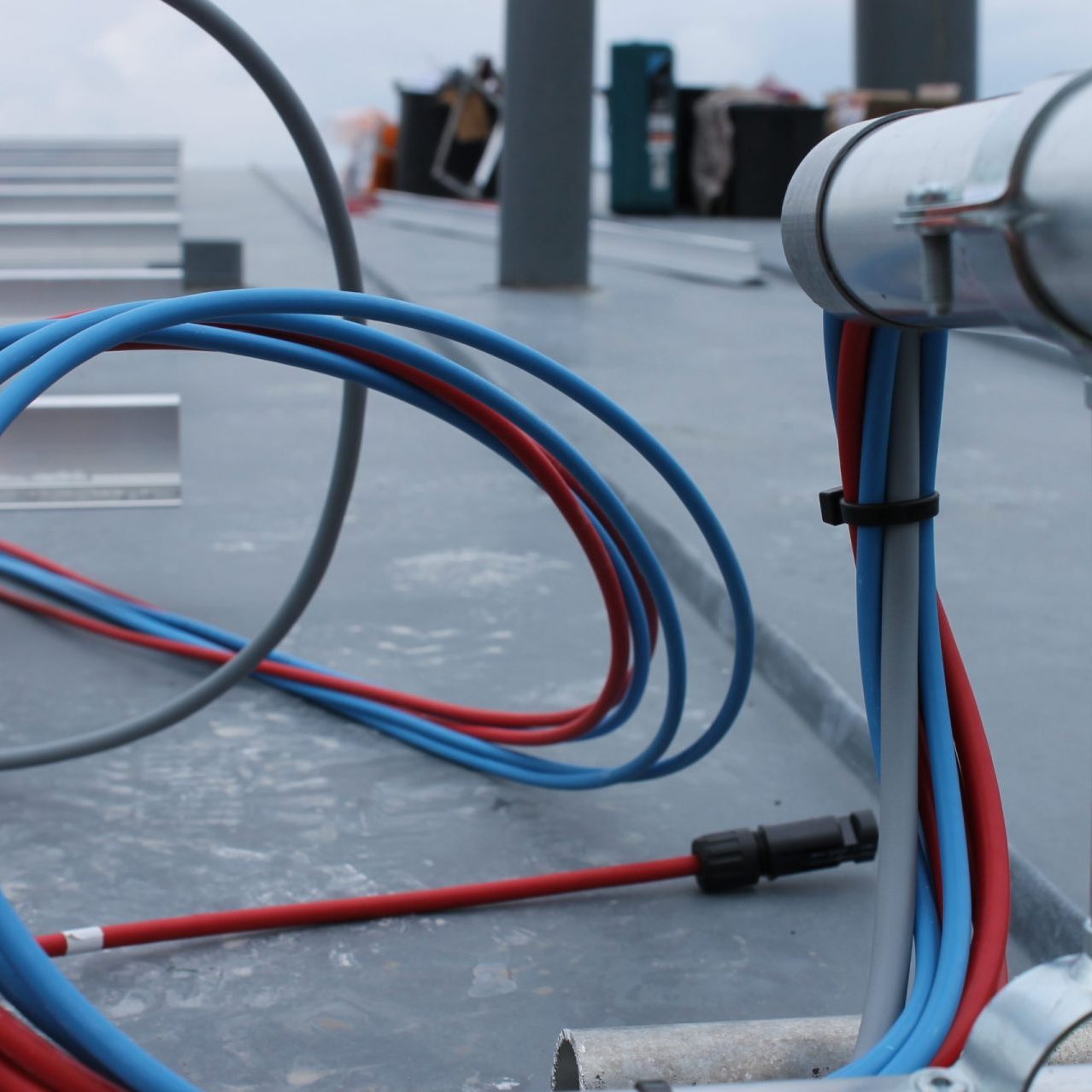 Die allsol GmbH ist nun auch eine konzessionierte Elektroinstallationsfirma.