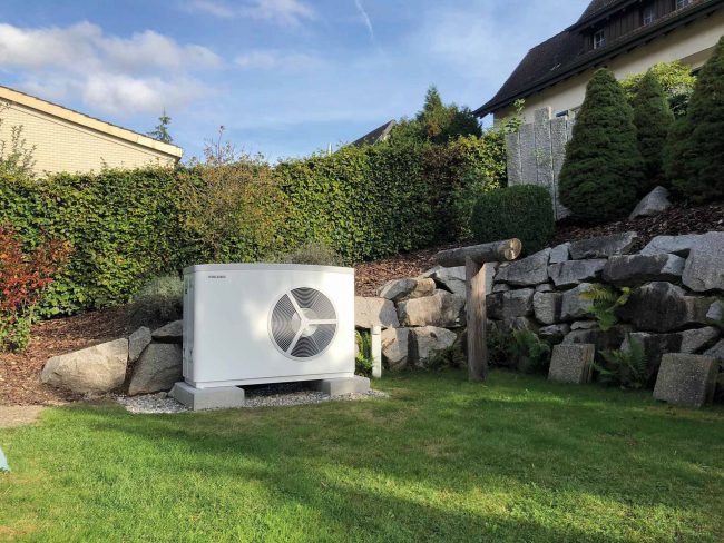 Wärmepumpe Luft/Wasser Hygienespeicher allsol GmbH